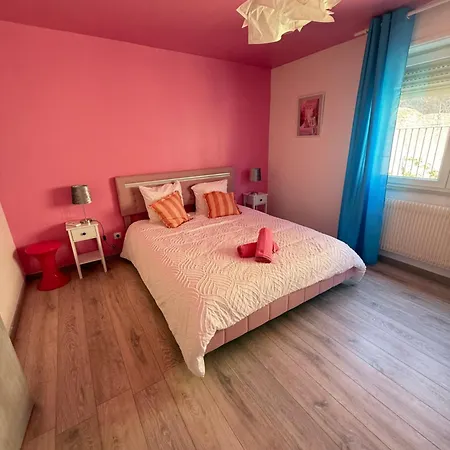 La Barbie Dreamhouse - Plein Centre - 8 Guests דירה *